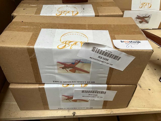 Messerschmitt bf109 houten modelvliegtuig - afbeelding 4 van  4