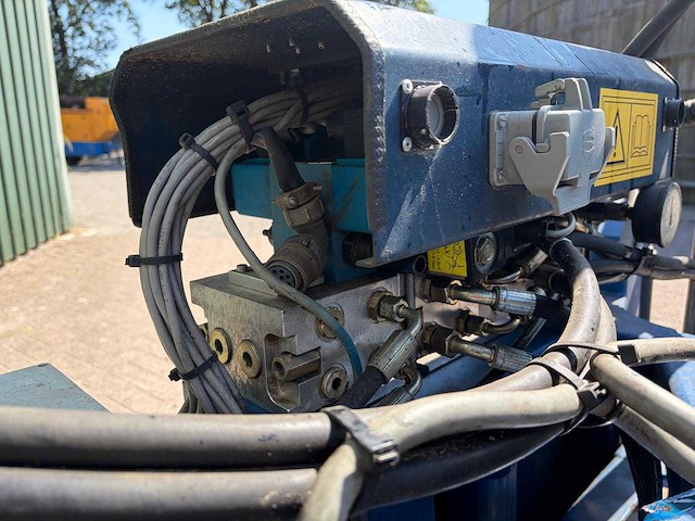 Messersi ch2-r 13d/av rupsdumper met ap automatische leveller - afbeelding 25 van  28