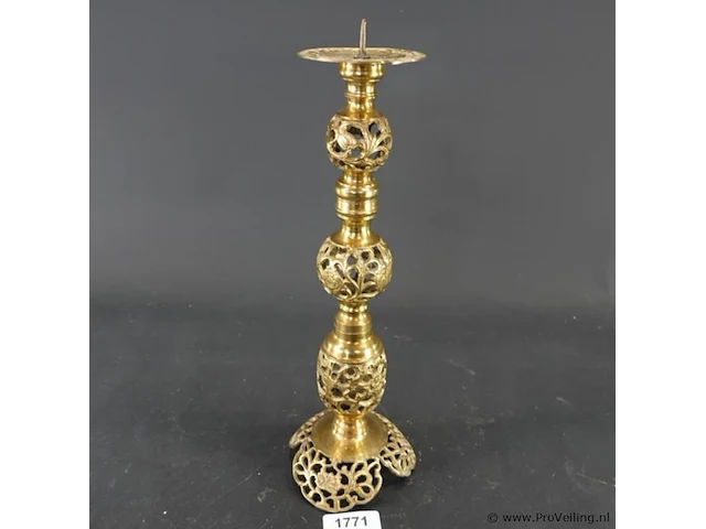 Messing of bronzen filigraan kandelaar - afbeelding 1 van  5