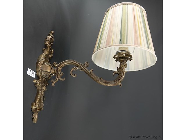 Messing of bronzen wandlamp of tafellamp in art nouveau- of jugendstil-stijl - afbeelding 3 van  5