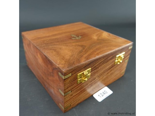 Messing sextant in met brons beslagen houten kist - afbeelding 5 van  5