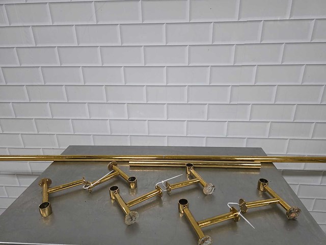 Messing voetensteunset ten behoeve van een bar - afbeelding 1 van  5