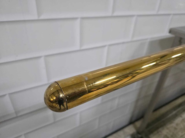 Messing voetensteunset ten behoeve van een bar - afbeelding 4 van  5