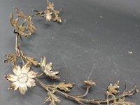 Messing wand- of plafonddecoratie in hollywood regency-stijl. - afbeelding 2 van  5