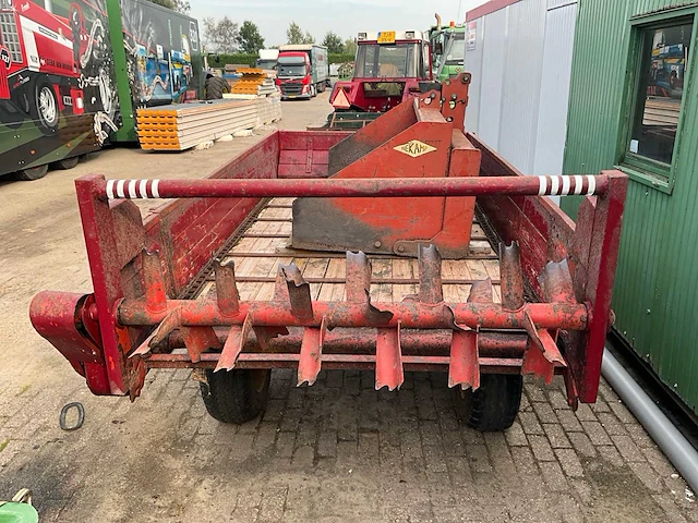 Mest strooier - afbeelding 3 van  4