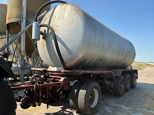 Mest tank / trailer 30m3 - 1987 - zelfbouw - afbeelding 1 van  25
