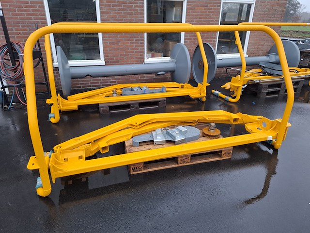 Mestslanghaspel in onderdelen - afbeelding 1 van  3