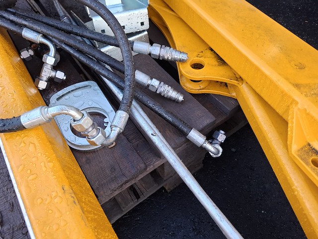 Mestslanghaspel in onderdelen - afbeelding 3 van  16