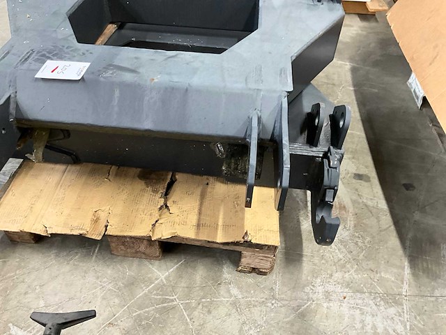 Mesttank hefinrichting frame (2x) - afbeelding 4 van  5