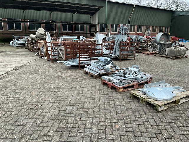 Mesttank onderdelen - afbeelding 1 van  19