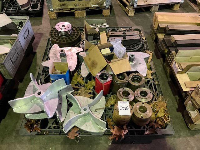 Mesttank toebehoren - afbeelding 1 van  8