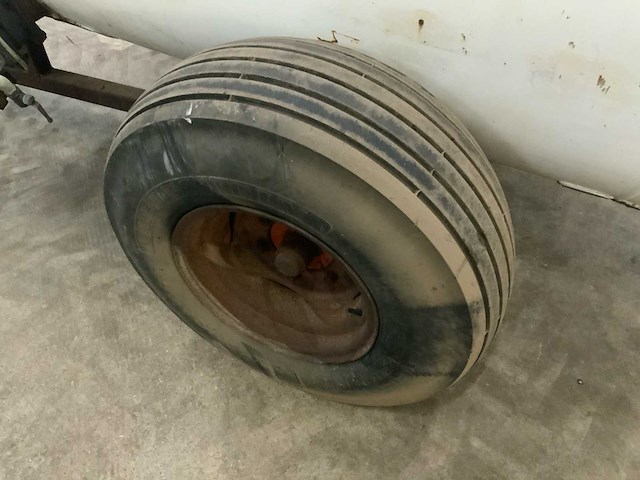 Mesttank - afbeelding 8 van  9