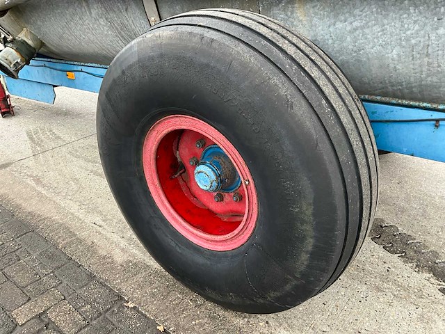 Mesttank - afbeelding 9 van  10