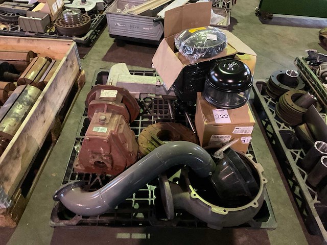 Mesttankpomp onderdelen - afbeelding 1 van  6