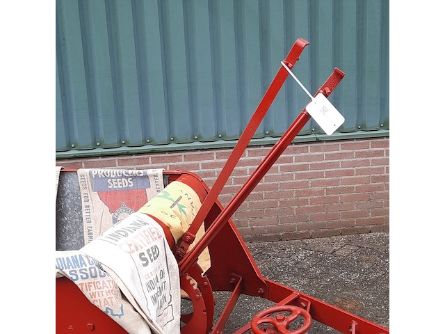 Mestverspreider mc cormick - afbeelding 15 van  15