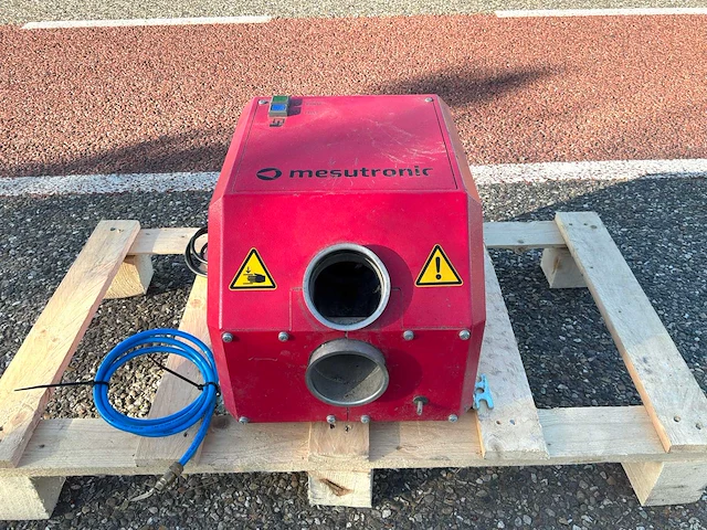 Mesutronic - 2025 - quicktron 3.5 r 70 - metaaldetector - afbeelding 1 van  6