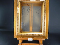 Met een beetje tlc een hele fraaie klassieke lijst - afbeelding 1 van  5