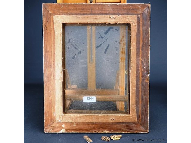 Met een beetje tlc een hele fraaie klassieke lijst - afbeelding 5 van  5