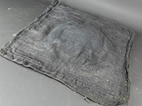 Met onder ander gouddraad geborduurde kalaga - afbeelding 5 van  5