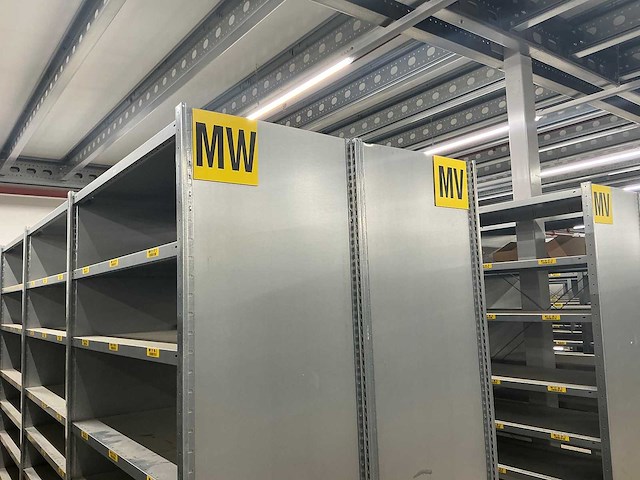 Meta - dubbelzijdige magazijnstelling 6,5 meter - afbeelding 4 van  7