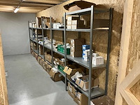 Meta gegalvaniseerde legbordstelling - afbeelding 1 van  8