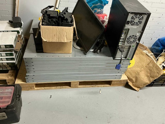 Meta gegalvaniseerde legbordstelling - afbeelding 7 van  8