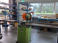 Metaal afkortzaagmachine met aanvoer/afvoerbaan bewo, cpo 250ht, bouwjaar 2008