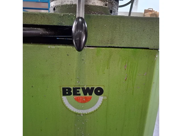 Metaal afkortzaagmachine met aanvoer/afvoerbaan bewo, cpo 250ht, bouwjaar 2008 - afbeelding 11 van  14
