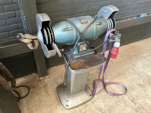 Metaalbewerking machines (4x) - afbeelding 15 van  17
