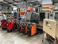 Metaalbewerkingmachines, bouwmachines en gereedschappen