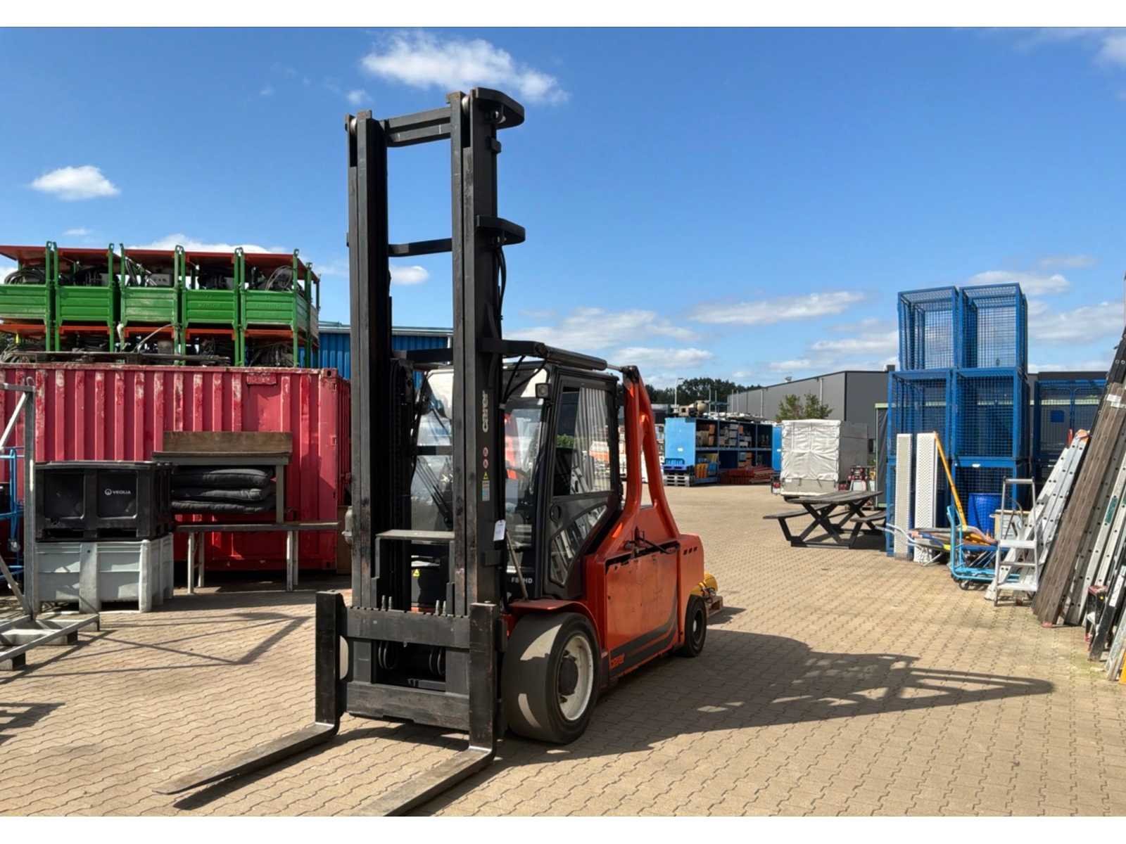 Metaalbewerkingmachines, bouwmachines en gereedschappen
