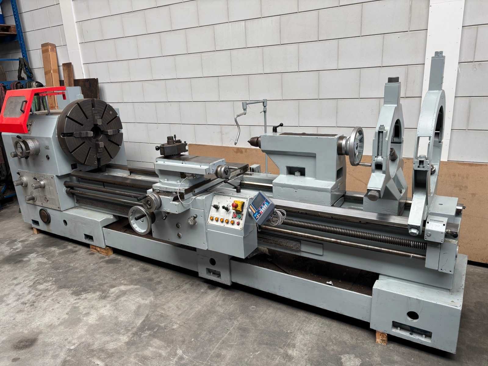 Metaalbewerkingsmachines en toebehoren wegens bedrijfsverhuizing machinehandelaar