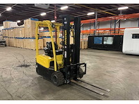 Metaalbewerkingsmachines, gereedschappen en goederen opgekocht uit faillissementen