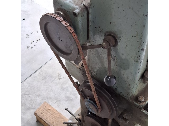 Metaalfreesmachine, rumag, revis - afbeelding 8 van  25