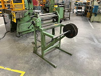 Metaalrichtingsmachine