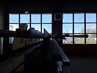 Metaalstelling met partij metaal - afbeelding 10 van  12