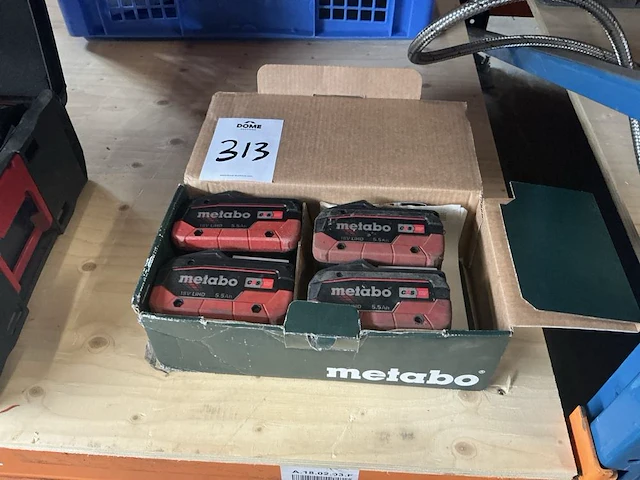 Metabo 5,5 ah 18v accu (4x) - afbeelding 1 van  5