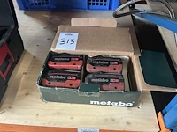 Metabo 5,5 ah 18v accu (4x) - afbeelding 1 van  5