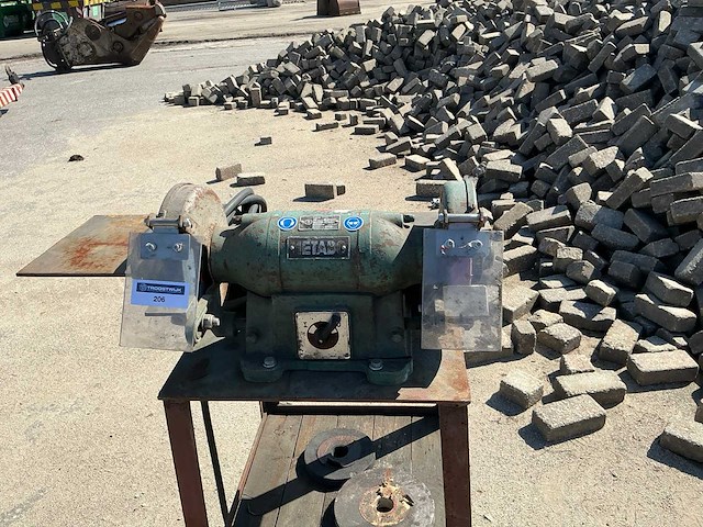 Metabo 710 werkbankslijpmachine - afbeelding 2 van  3