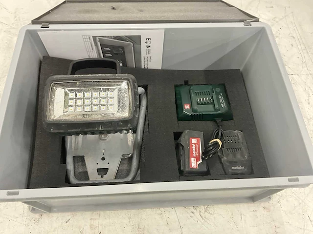 Metabo accu bouwlamp - afbeelding 7 van  8