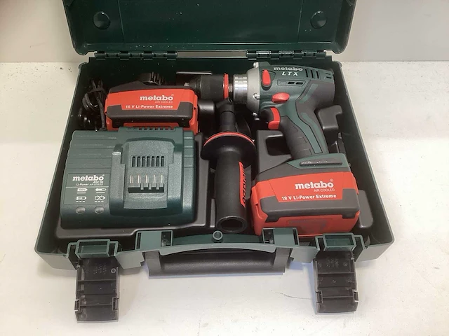 Metabo bs 18 ltx boor-/schroefmachine met koffer, 2× 3.0ah accu d-72622 en asc 30 acculader - afbeelding 1 van  10