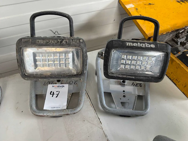 Metabo bsa 14,4-18 led accu bouwlamp (2x) - afbeelding 2 van  5