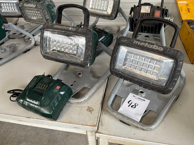 Metabo bsa 14,4-18 led accu bouwlamp (2x) - afbeelding 5 van  5