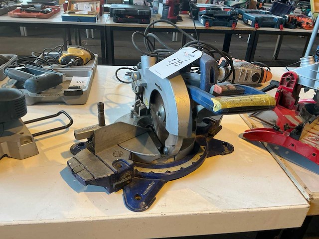 Metabo d-49716 afkortzaag - afbeelding 1 van  4