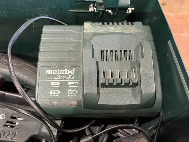 Metabo decoupeerzaag - afbeelding 3 van  8