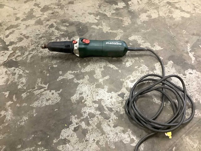 Metabo ge 710 plus rechte slijper - afbeelding 1 van  4