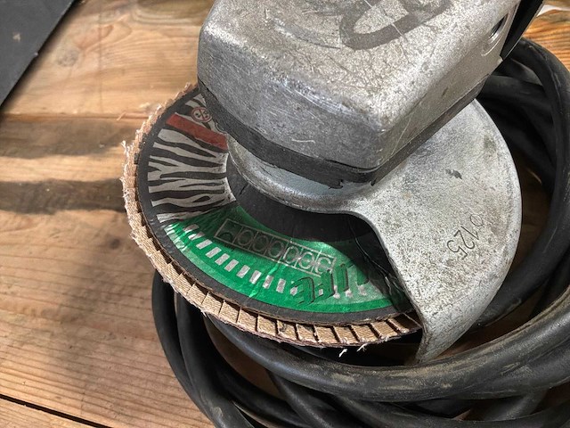 Metabo haakse slijpmachine - afbeelding 2 van  2
