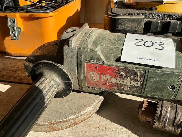 Metabo haakse slijpmachine - afbeelding 2 van  4