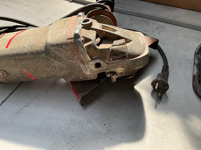 Metabo haakse slijpmachine - afbeelding 2 van  2