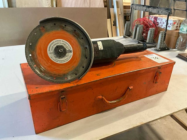 Metabo haakse slijpmachine - afbeelding 1 van  5
